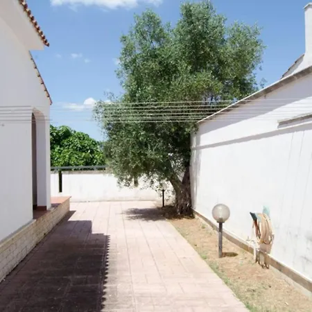 Antonella Nel Boomerang Village A Villa Torre Colimena