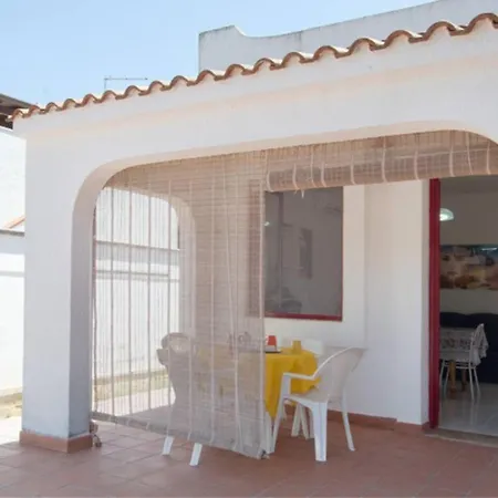 Antonella Nel Boomerang Village A *